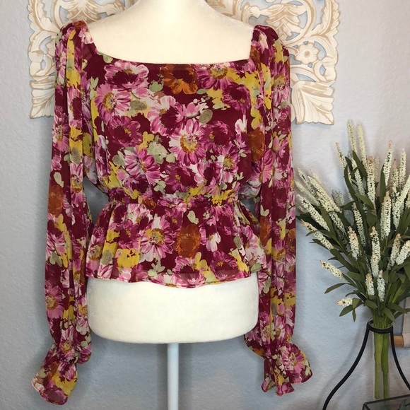WAYF Square Neck Floral Cropped Top Sheer Sleeves Medium - Picture 1 of 15